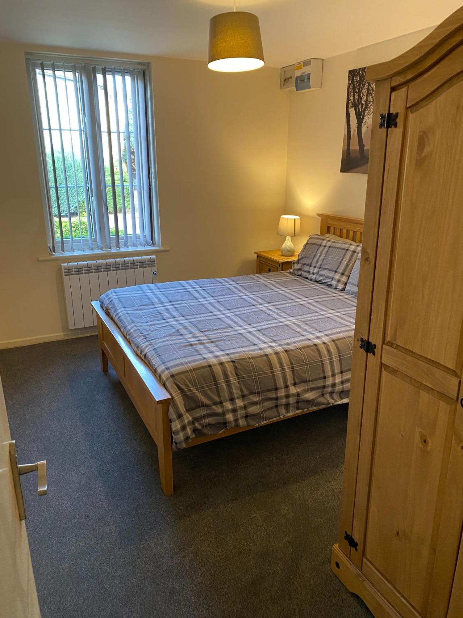 River Courtyard Apartment In The Heart Of Stneots Saint Neots Exterior foto